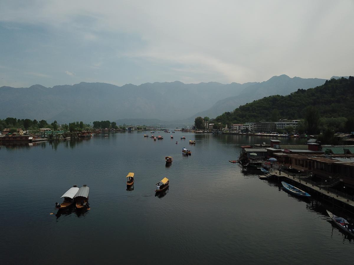 Lake Palace Group Of House Boats Сринагар Экстерьер фото